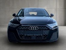 Audi A1 Sportback 25 TFSI intense in Mythosschwarz Metallic