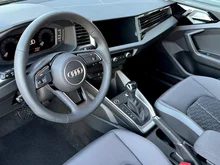 Audi A1 Sportback 25 TFSI intense in Mythosschwarz Metallic