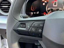 SEAT Arona Reference Edition 1.0 TSI in Candy-Weiß