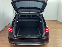 Audi A4 Avant 3.0 TDI quattro Sport in mythosschwarz metallic
