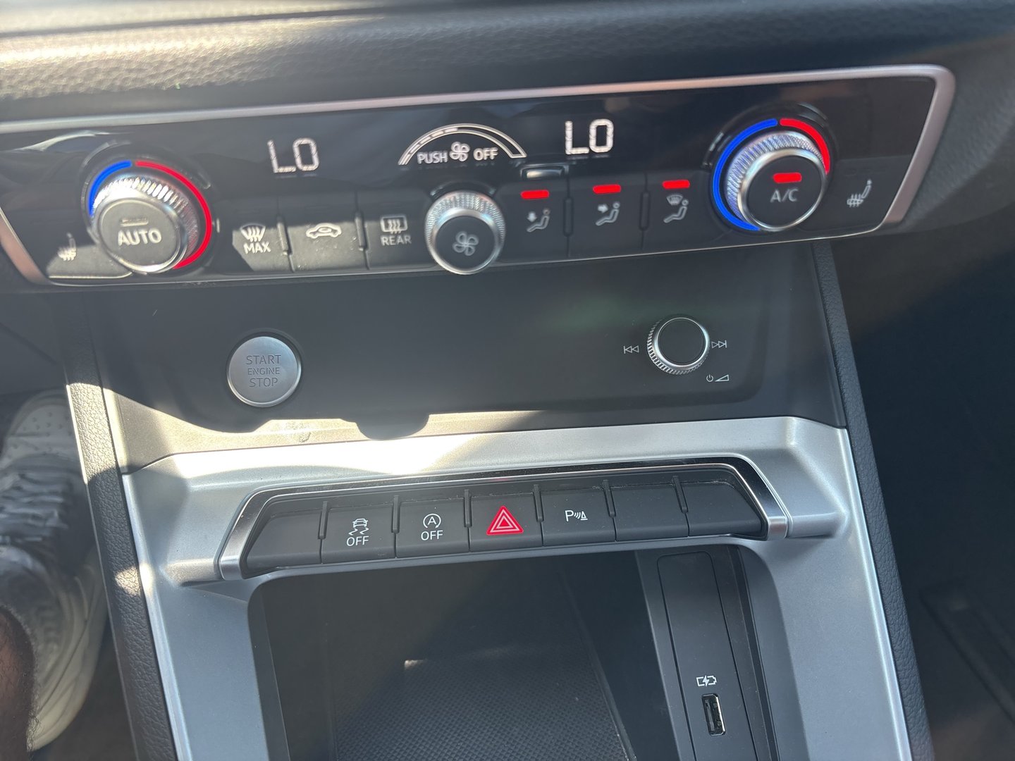 Audi Q3 35 TDI | Bild 16 von 20