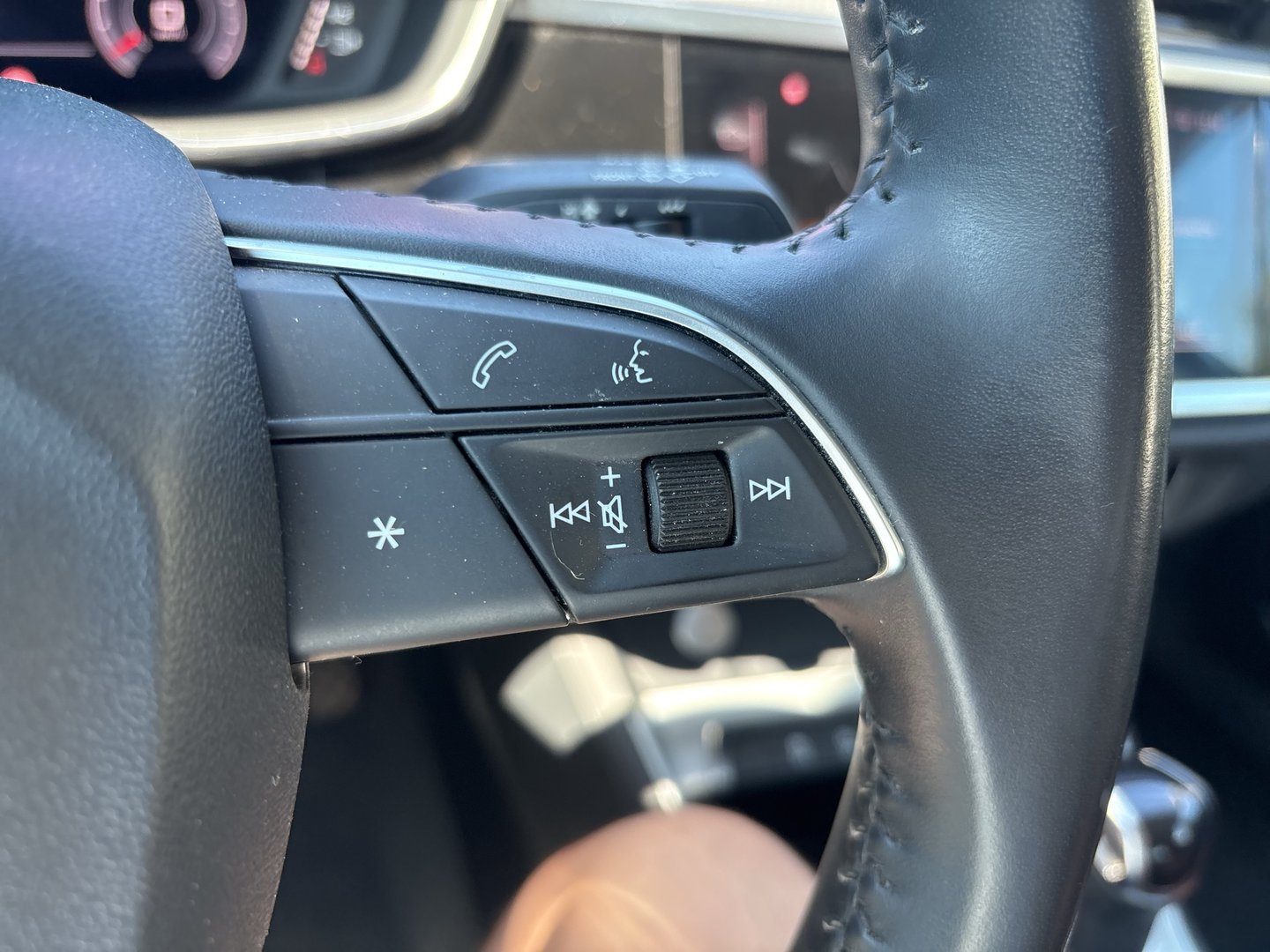 Audi Q3 35 TDI | Bild 14 von 20