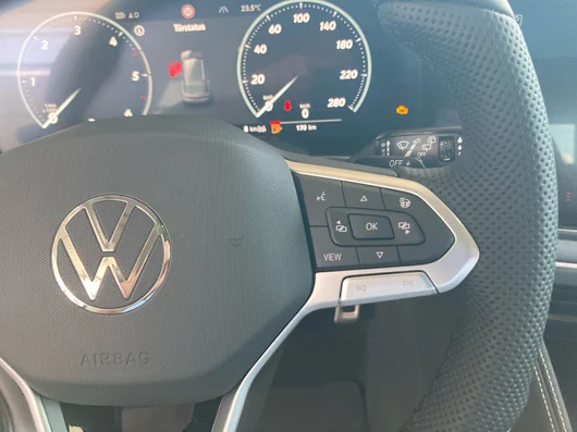 Bild eines Touareg R-Line TDI 4M. Final Edition