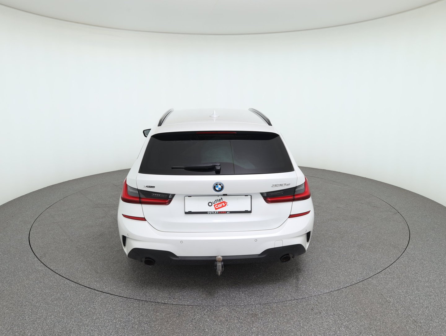 BMW 330e PHEV xDrive Touring Aut. | Bild 6 von 38