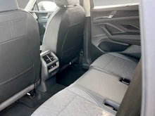 VW Tayron Friends eTSI DSG in Delfingrau Metallic