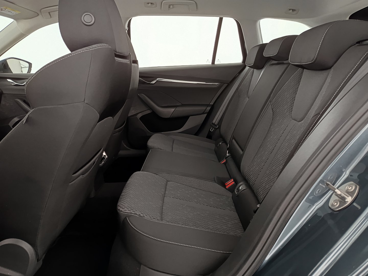 Škoda OCTAVIA Combi Premium TDI DSG | Bild 29 von 33