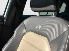 VW Golf Variant R Variant 4MOTION DSG in Oryxweiß Perlmutteffekt