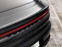 Porsche Cayenne E-Hybrid Coupé in CHROMITSCHWARZMETALLIC