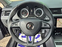Škoda Octavia Combi Ambition Limited TDI DSG in Black-Magic Perleffekt