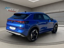 VW T-Roc Style eTSI DSG in Celestial Blue