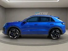 VW T-Roc Style eTSI DSG in Celestial Blue