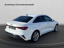 Audi A3 Limousine 35 TFSI S line in Arkonaweiss