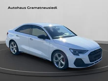 Audi A3 Limousine 35 TFSI S line in Arkonaweiss