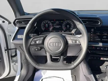 Audi A3 Limousine 35 TFSI S line in Arkonaweiss
