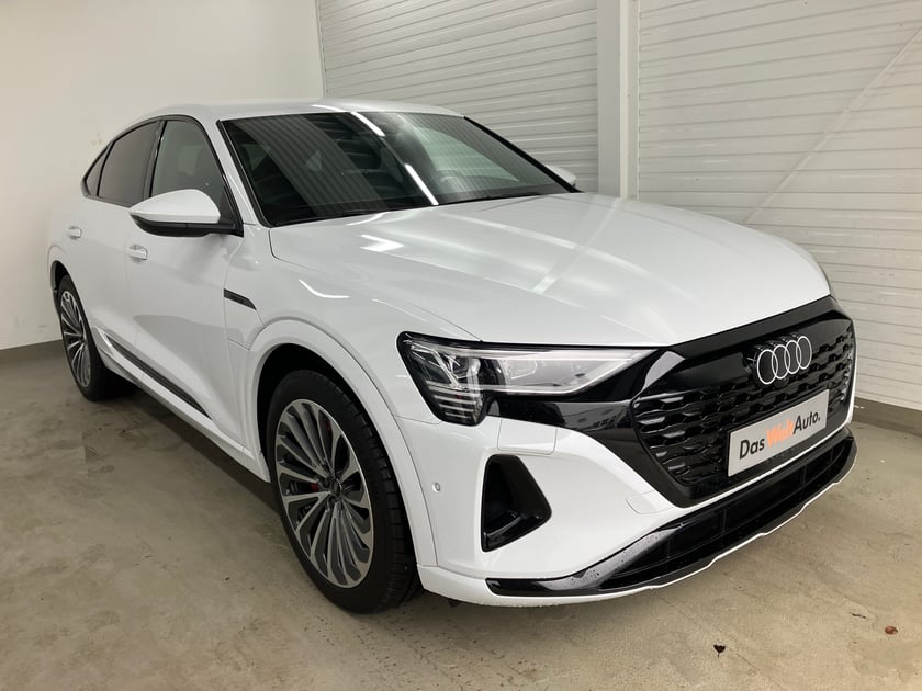 Audi Q8 Sportback 50 e-tron quattro business