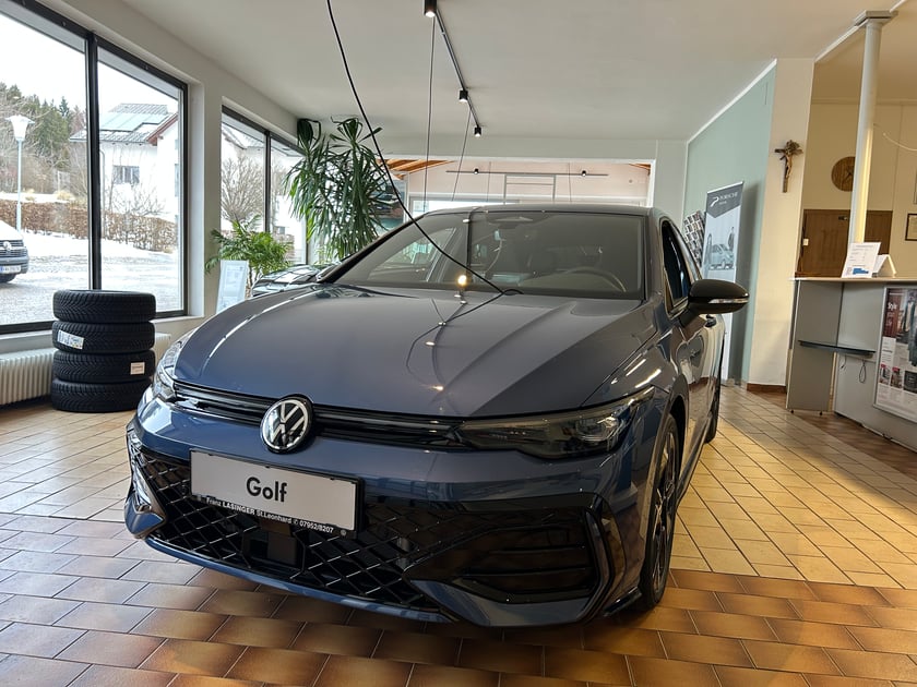 VW Golf Sport mHEV TSI DSG