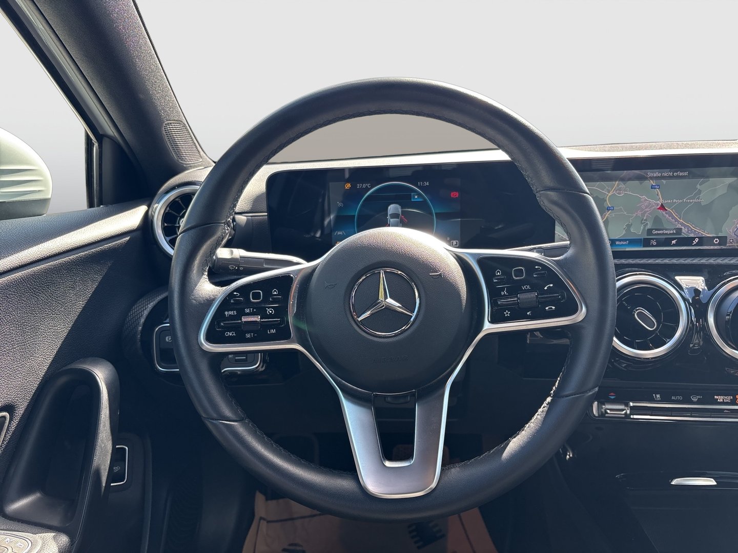 Mercedes A 200 d Limousine Aut. | Bild 11 von 23