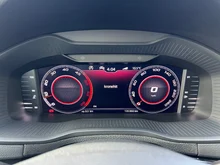 Škoda Karoq SPORTLINE TDI SCR in Quarz-Grau Metallic