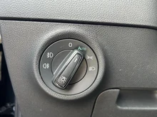 Škoda Karoq SPORTLINE TDI SCR in Quarz-Grau Metallic