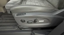 VW Multivan Style TDI in Deepblack/Fortanarot