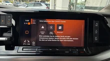 VW Multivan Style TDI in Deepblack/Fortanarot