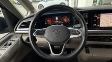 VW Multivan Style TDI in Deepblack/Fortanarot
