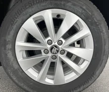 Thumbnail-Foto von Fahrzeug