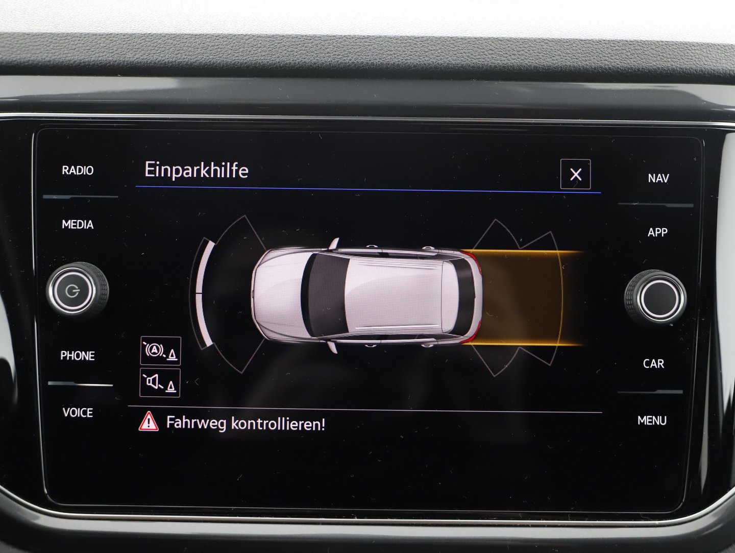 VW T-Roc Sport TDI 4MOTION DSG | Bild 19 von 28