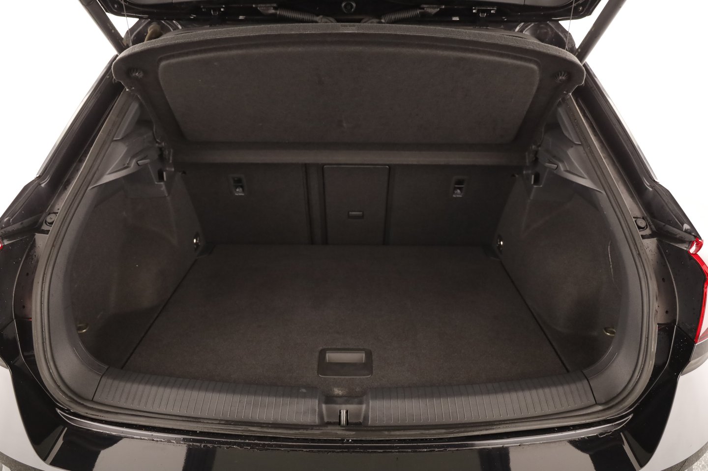 VW T-Roc Sport TSI ACT DSG | Bild 21 von 24