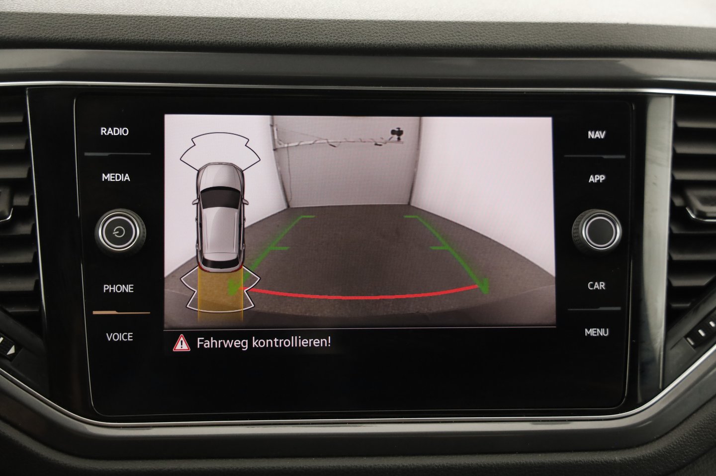 VW T-Roc Sport TSI ACT DSG | Bild 17 von 24