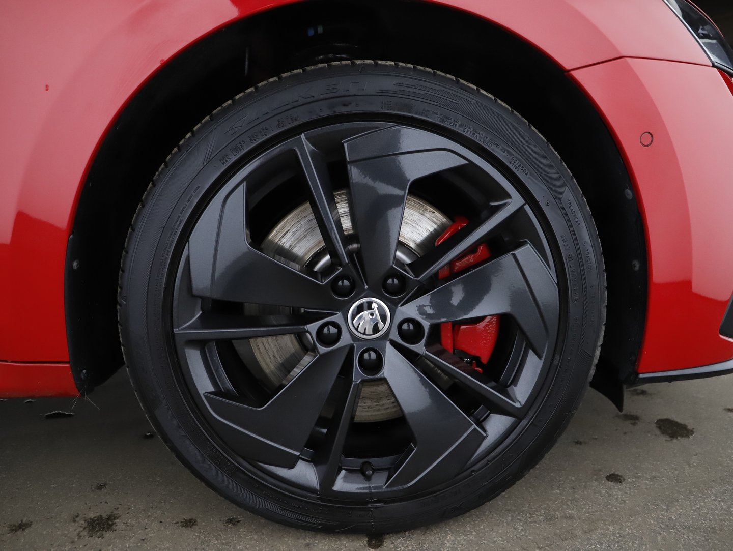 Škoda OCTAVIA Combi RS iV 245 DSG | Bild 25 von 27