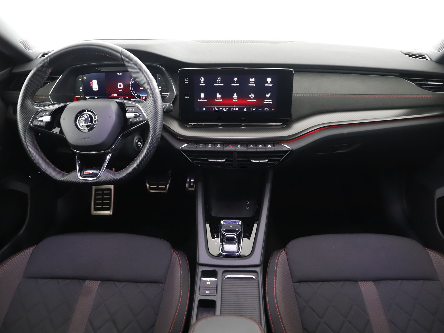 Škoda OCTAVIA Combi RS iV 245 DSG | Bild 11 von 27