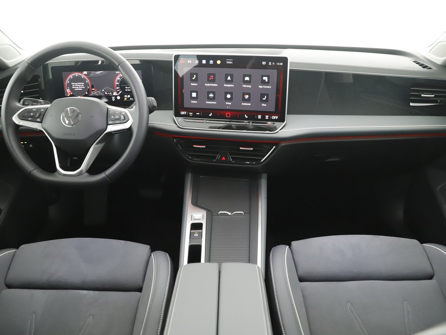VW Passat Variant Business eTSI DSG | Bild 5 von 15