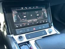 Audi Q8 Sportback 55 e-tron quattro advanced in Chronosgrau Metallic