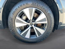 Audi Q8 Sportback 55 e-tron quattro advanced in Chronosgrau Metallic