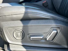 Audi Q8 Sportback 55 e-tron quattro advanced in Chronosgrau Metallic