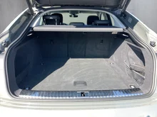 Audi Q8 Sportback 55 e-tron quattro advanced in Chronosgrau Metallic