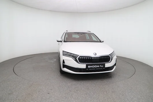 Bild eines Škoda Octavia Combi Selection TSI mHEV DSG