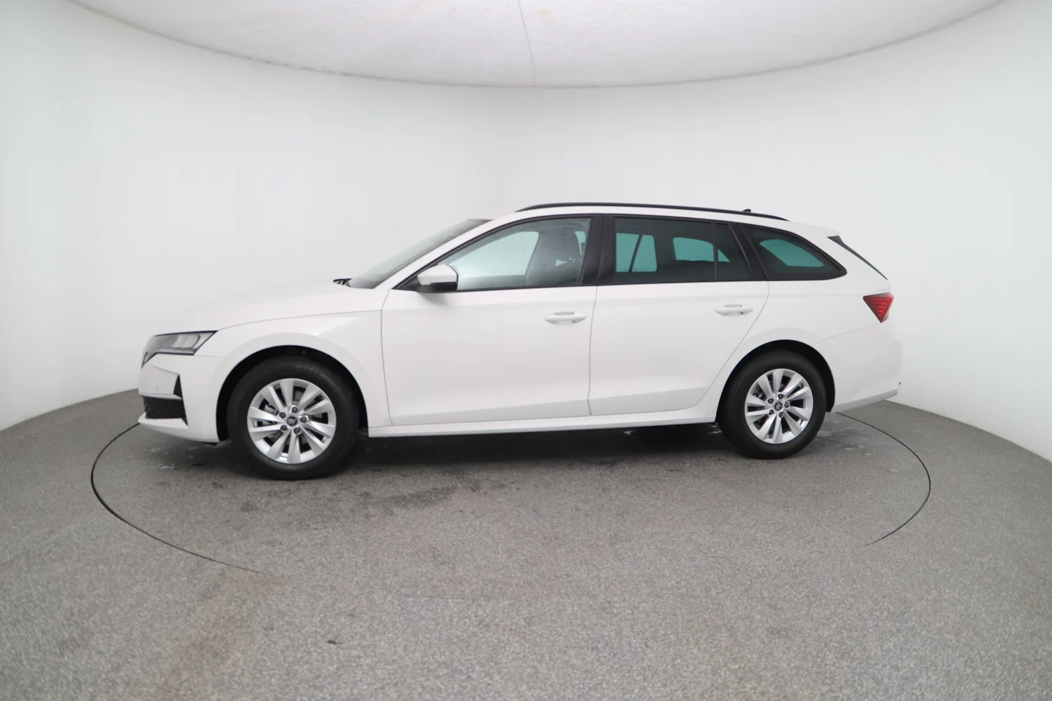 Bild eines Škoda Octavia Combi Selection TSI mHEV DSG
