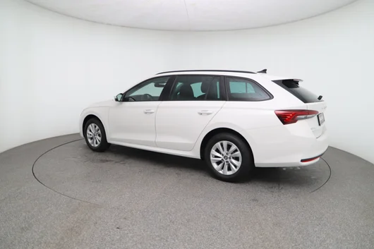 Bild eines Škoda Octavia Combi Selection TSI mHEV DSG