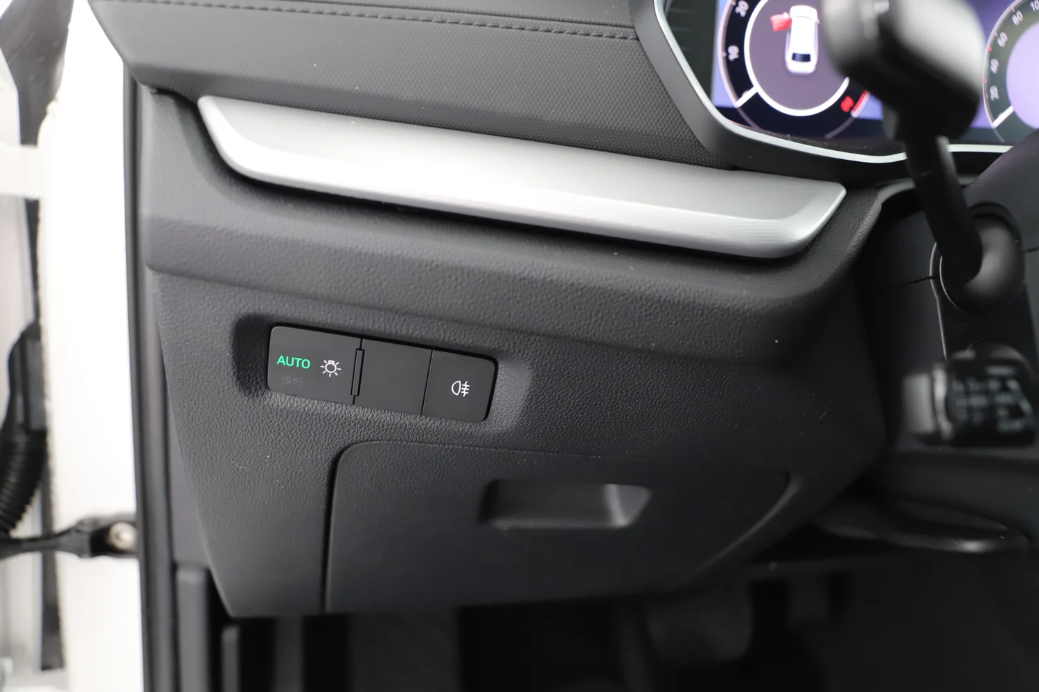 Bild eines Škoda Octavia Combi Selection TSI mHEV DSG