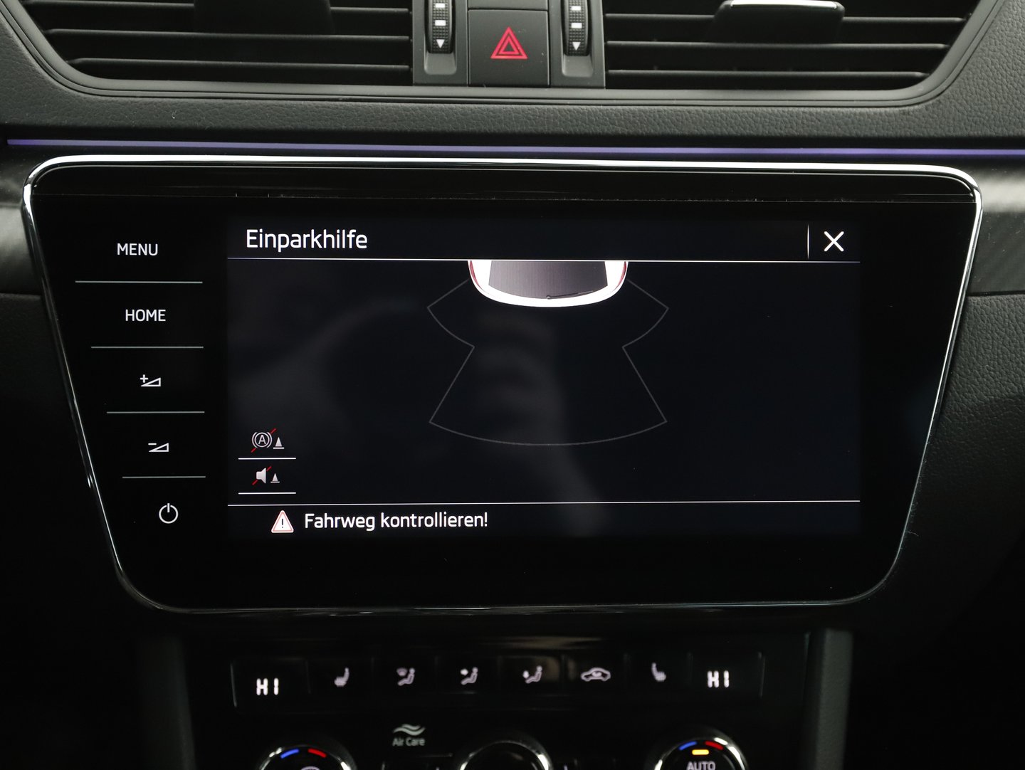 Škoda SUPERB Combi iV SPORTLINE DSG | Bild 8 von 13