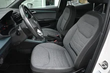 SEAT Arona Xperience 1.0 TSI in B4 "Candy" Weiss