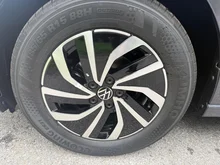 VW Polo 4Me TSI in Rauchgrau Metallic