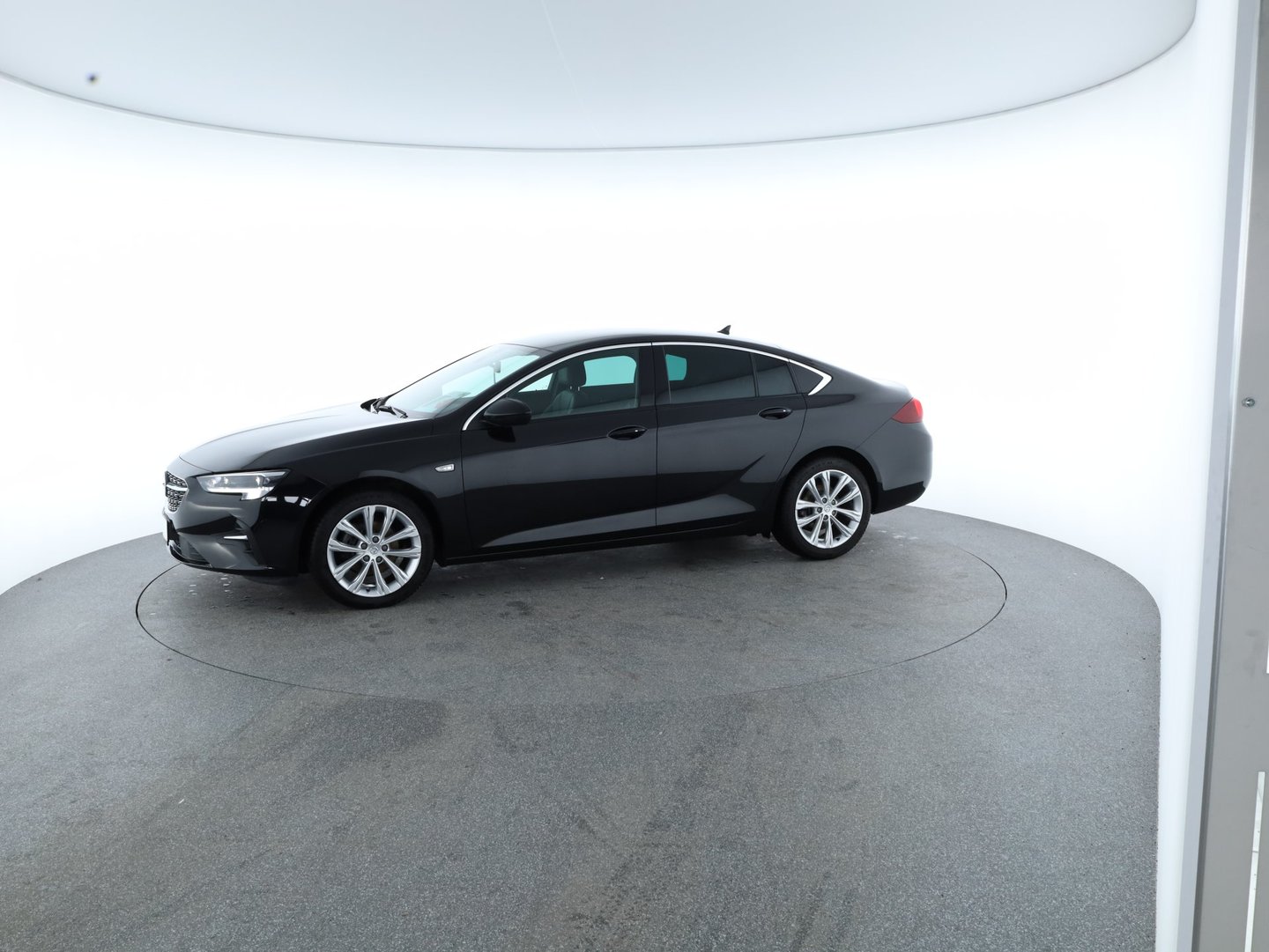 Opel Insignia GS 1,5 CDTI DVH Business Elegance Aut. | Bild 28 von 30