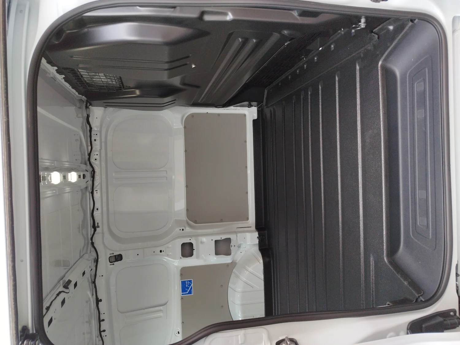 Bild eines VW e-Transporter Kastenwagen 100 kW