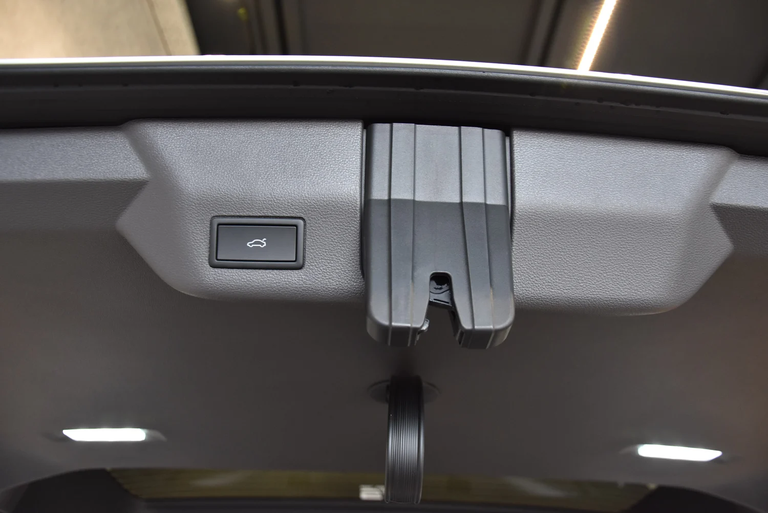 Bild eines Multivan California eHybrid 180 kW 4M