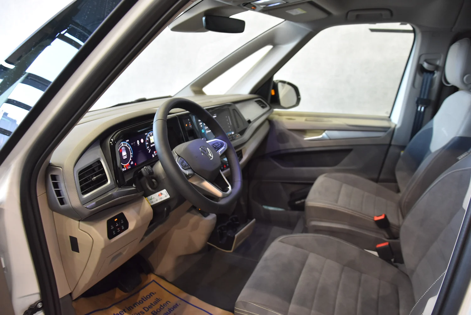 Bild eines Multivan California eHybrid 180 kW 4M