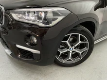 BMW X1 sDrive18d in braun