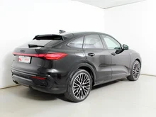 Audi Q5 Sportback TDI quattro 150 kW in Mythosschwarz Metallic